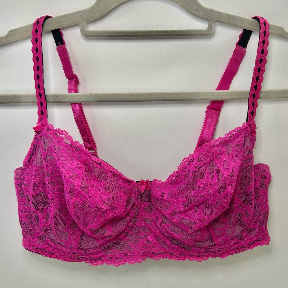 Victoria's Secret Pink & Black Lace Adjustable Strap Bra 36DD